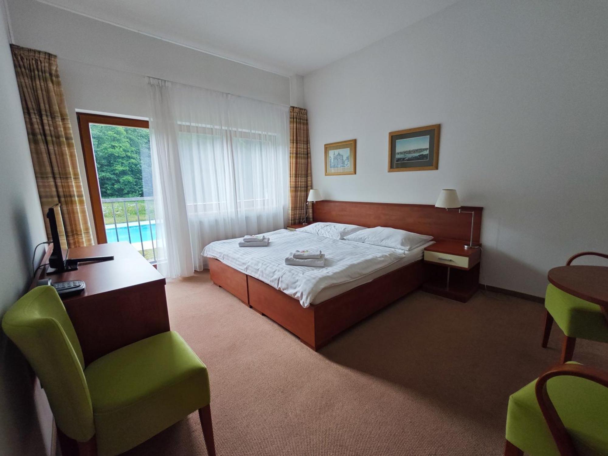 Geyserpark Village Karlsbad Exterior foto