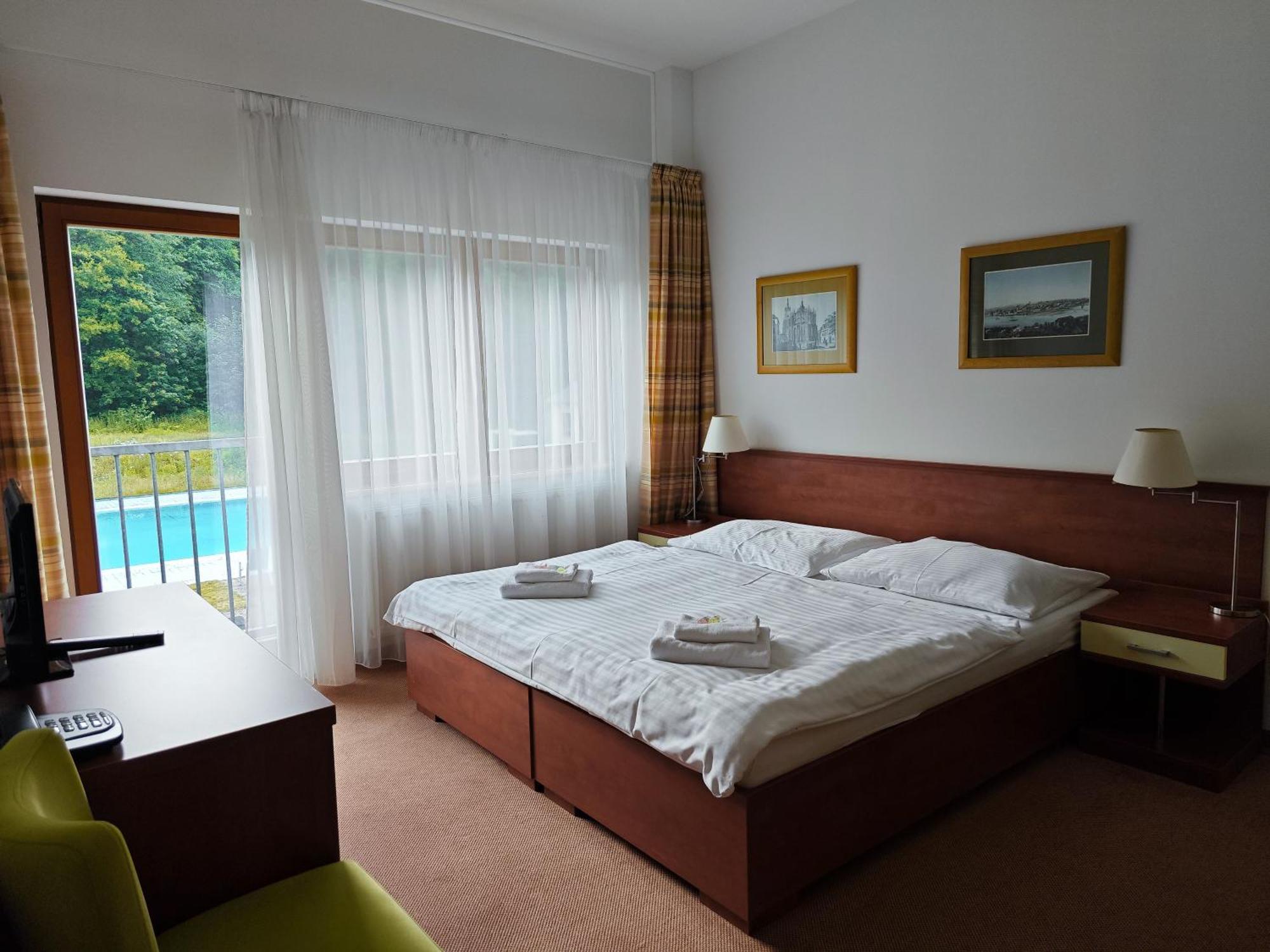 Geyserpark Village Karlsbad Exterior foto