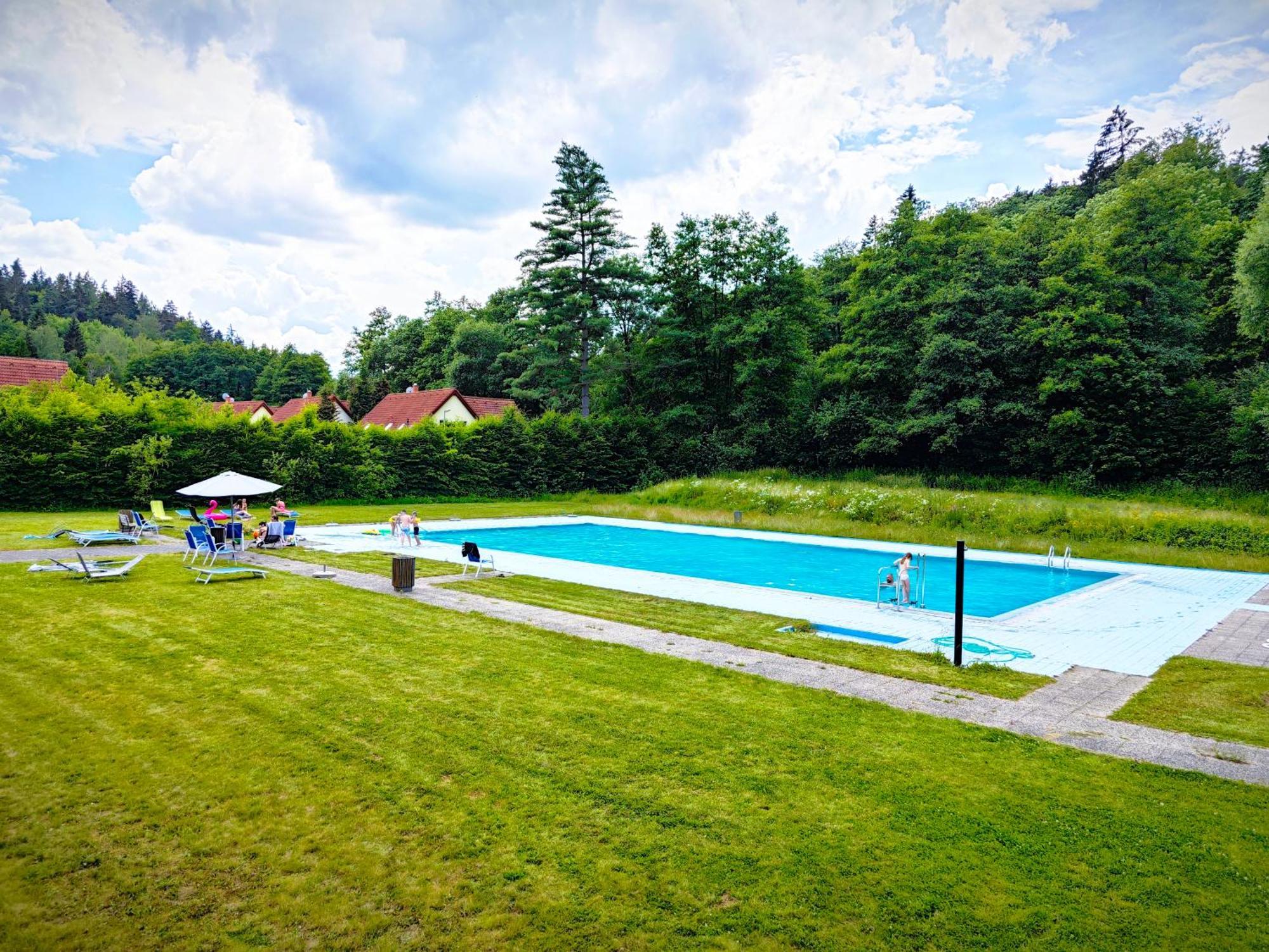 Geyserpark Village Karlsbad Exterior foto